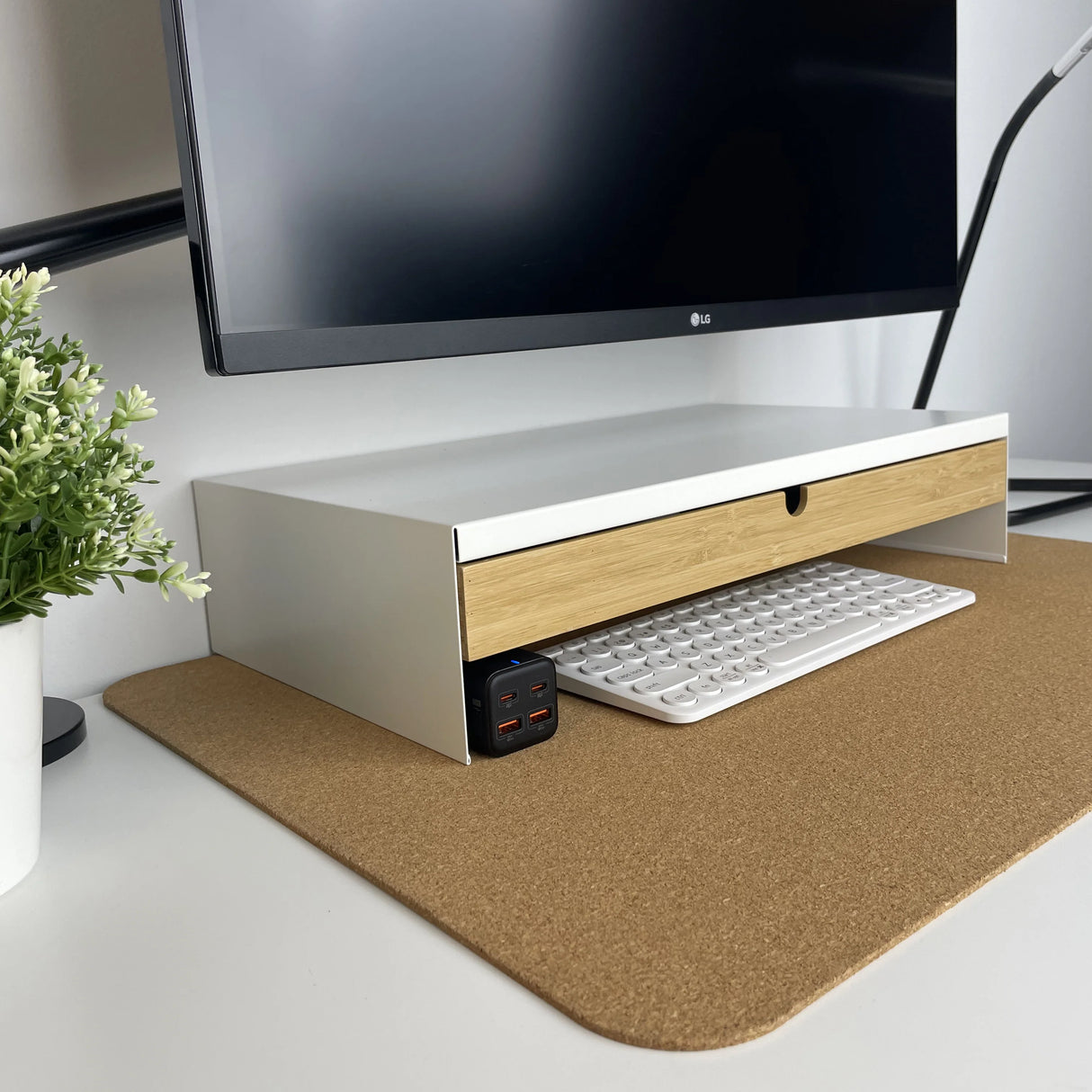 Cargador Multipuertos(2USB-C + 2USB-A) 100W