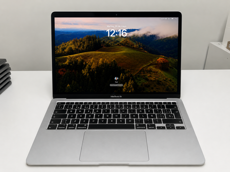 MacBook Air 13” A2179 2020 Intel Core i5 8GB 512GB Plata | Reacondicionado